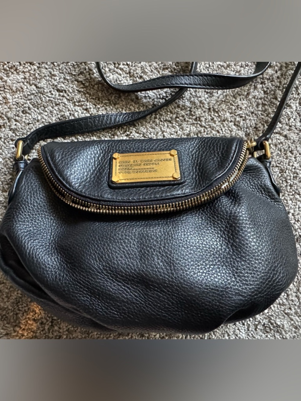 Marc Jacob classic Q cross body